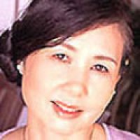 Yasuko Namikibasi Profile Image