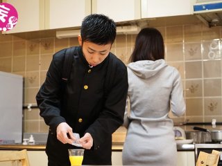 MKON-008 Preview Image